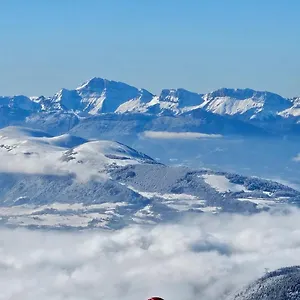 Appartement Pieds Des Pistes, 6p, Piscine Ouverte Pendant L'ouverture De La Station, Vue Imprenable,, Chamrousse